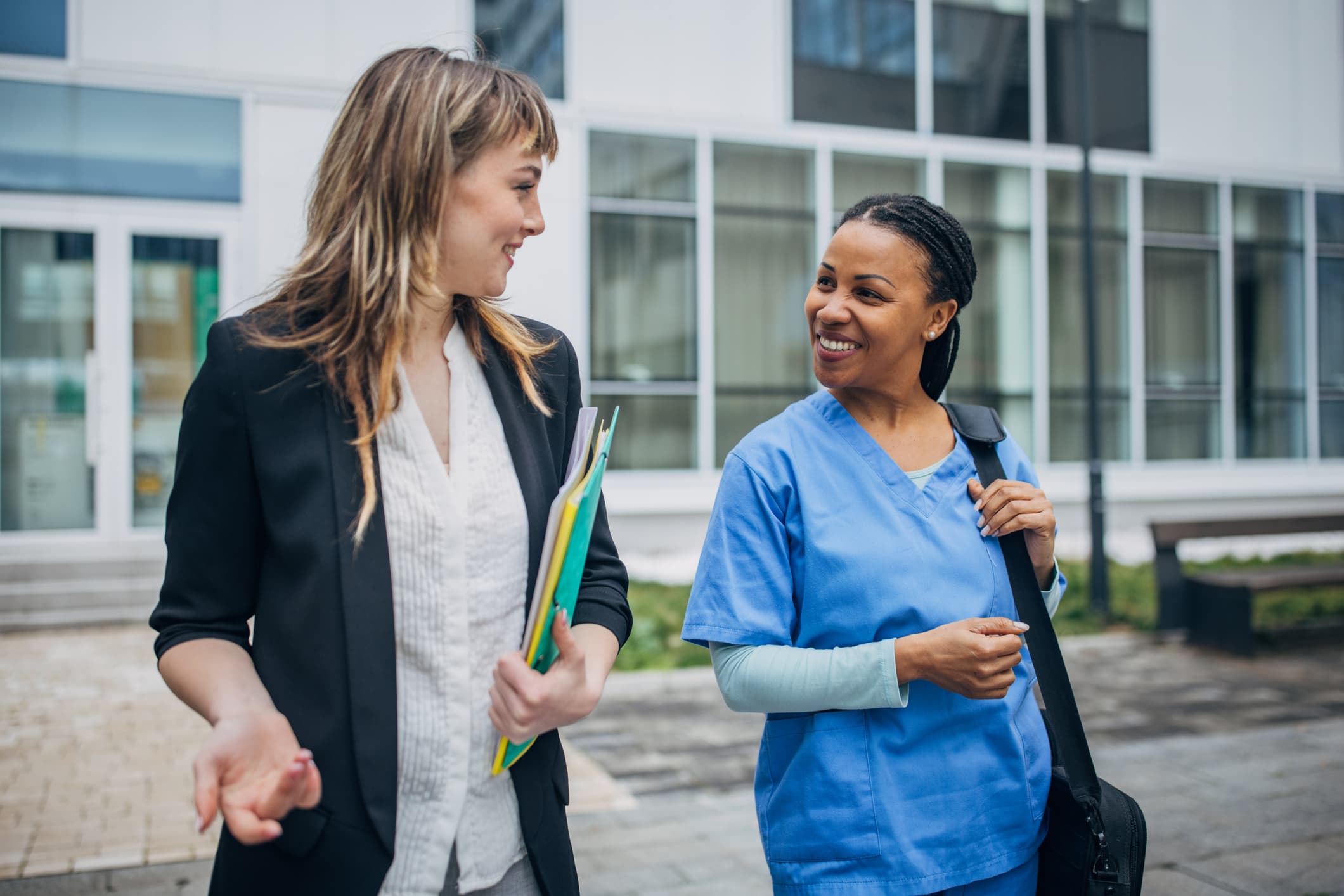 These HR tech solutions simplify compliance and record keeping for larger Healthcare organisations